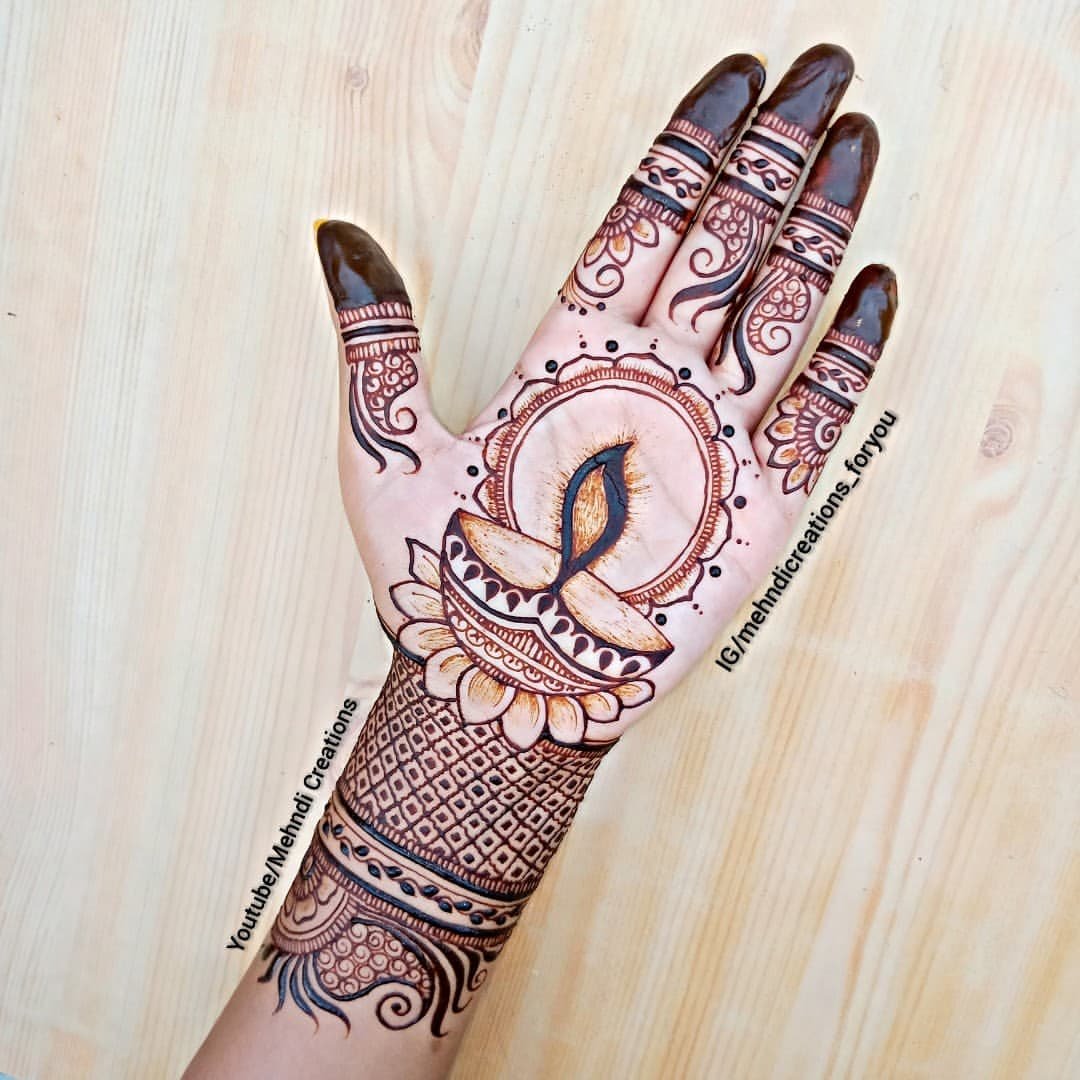 Front Hand Mehndi Design
