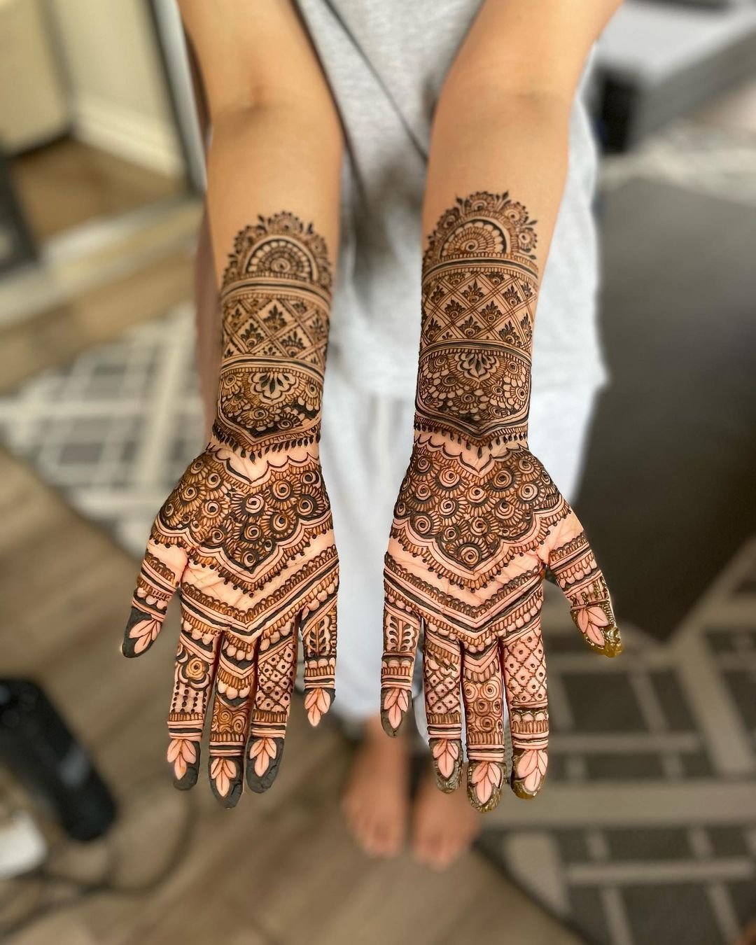 Full Hand Mehndi Design