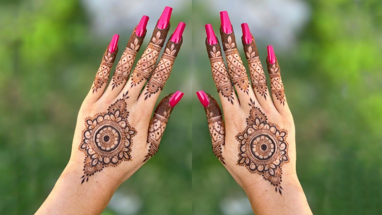 gol tikki mehndi design